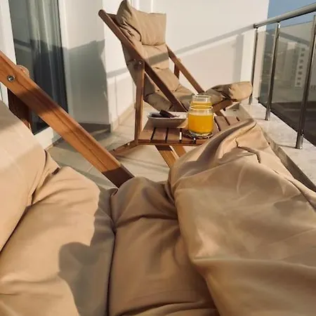 דירה Penthouse Am Long Mit Meerblick Trikomo