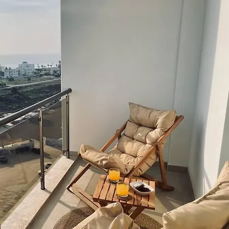 Penthouse Am Long Mit Meerblick Trikomo