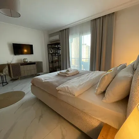 Penthouse Am Long Mit Meerblick דירה